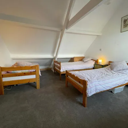 Semesterbostad Port Mulgrave Cosy *
