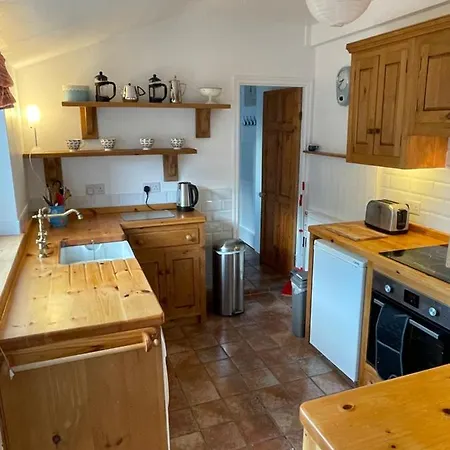 Port Mulgrave Cosy Дом отдыха *